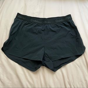 Outdoor Voices Run 2.5” Shorts